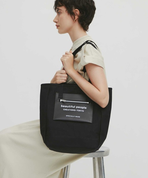 beautiful people（ビューティフルピープル）の「【beautiful people/ビューティフルピープル】別注 Logo Leather Pocket Tote Bag/ロゴレザーポケットトートバッグ（トートバッグ・レディース・ブラック・FREE）」の6枚目の写真