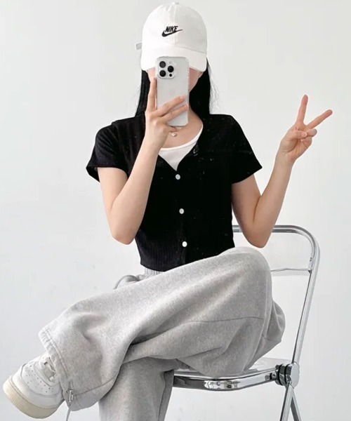 NANAHACHI(ナナハチ)の「レイヤード風 半袖リブTシャツ(Tシャツ/カットソー・レディース・カーキ/ブラック/ライトブルー・FREE)」の15枚目の写真