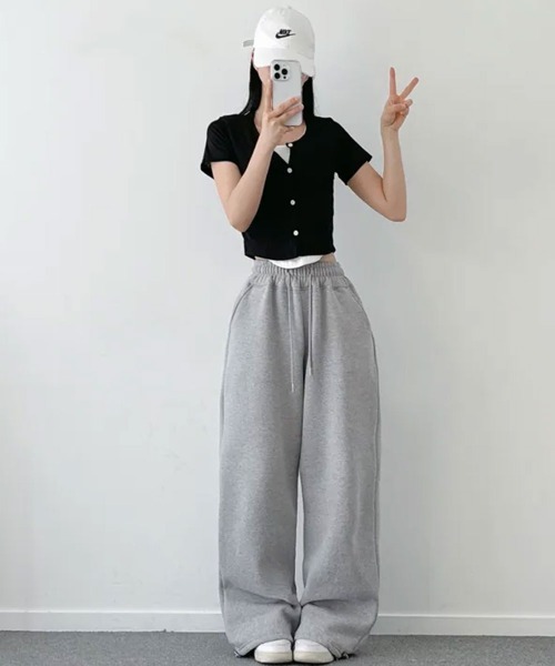 NANAHACHI(ナナハチ)の「レイヤード風 半袖リブTシャツ(Tシャツ/カットソー・レディース・カーキ/ブラック/ライトブルー・FREE)」の16枚目の写真