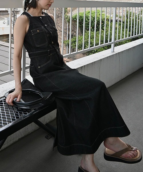 WILLFULLY(ウィルフリー)の「denim square neck no sleeve OP(ワンピース・レディース・インディゴブルー/ブラック・S/M)」の3枚目の写真