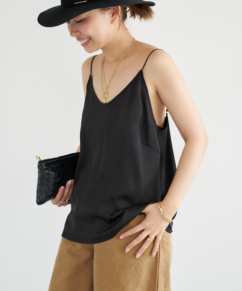 Deuxieme Classe（ドゥーズィエムクラス）の「*追加 SILK SATIN キャミソール（シャツ/ブラウス・レディース・ブラウン/ブラック・FREE）」の4枚目の写真