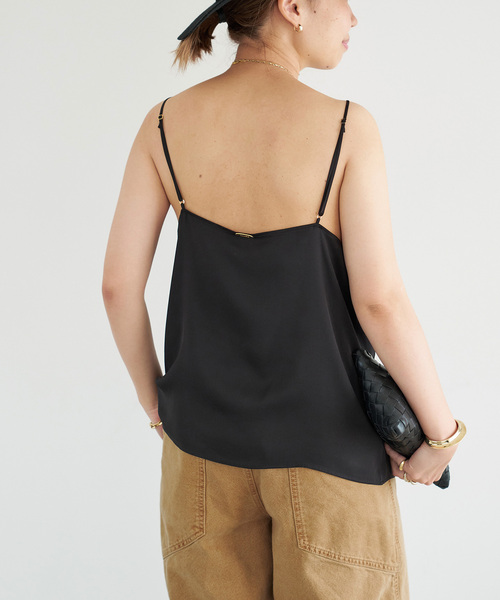 Deuxieme Classe（ドゥーズィエムクラス）の「*追加 SILK SATIN キャミソール（シャツ/ブラウス・レディース・ブラウン/ブラック・FREE）」の5枚目の写真