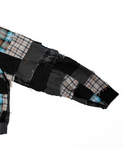 Universal Style Wear（ユニバーサルスタイルウェア）の「Universal Style Wear パッチワーク ハーフ ZIP フーディー（パーカー・メンズ・スミクロ/グレー/オフホワイト/カーキ・X-LARGE/LARGE/MEDIUM）」の20枚目の写真