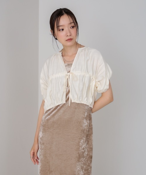 Bab（バブ）の「ギャザードロストシャツベスト（Tシャツ/カットソー・レディース・ベージュ/アイボリー/ブラック・M）」の6枚目の写真