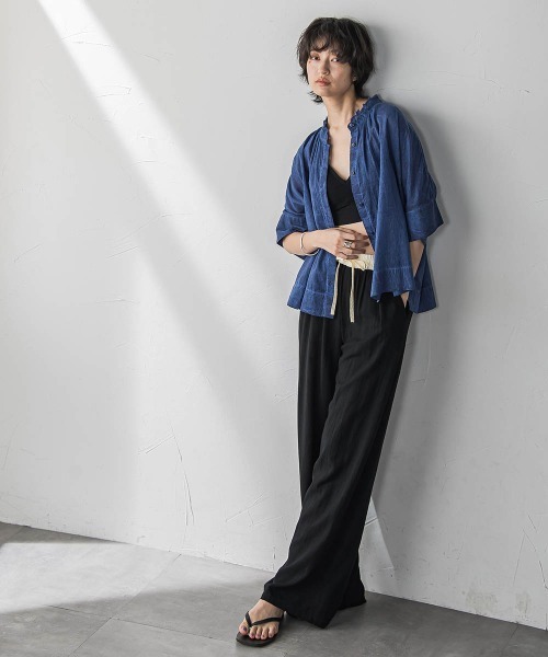 MAYSON GREY（メイソングレイ）の「タイダイバンドカラーシャツ≪手洗い可能≫（シャツ/ブラウス・レディース・ライトグレー/ブルー・M）」の10枚目の写真