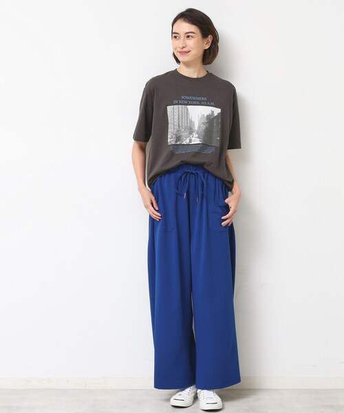 Dessin(デッサン)の「【ユニセックス・洗える】オーガニックコットンロゴ入りTシャツ(Tシャツ/カットソー・レディース・ホワイト系/チャコールグレー・02/01/00/04/03)」の6枚目の写真