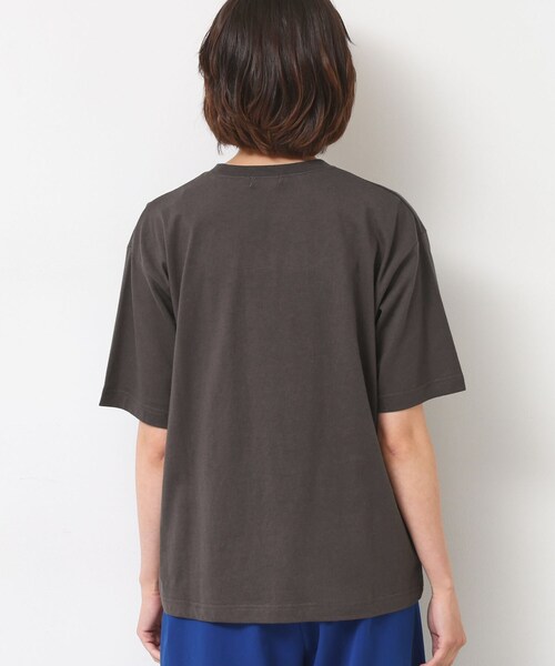 Dessin(デッサン)の「【ユニセックス・洗える】オーガニックコットンロゴ入りTシャツ(Tシャツ/カットソー・レディース・ホワイト系/チャコールグレー・02/01/00/04/03)」の10枚目の写真