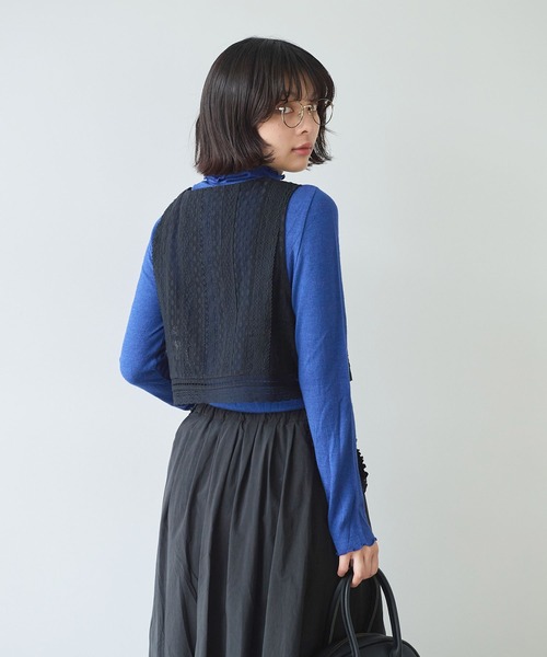 bulle de savon（ビュルデサボン）の「lace patchwork ベスト（ベスト・レディース・ブラック/ホワイト・FREE）」の8枚目の写真