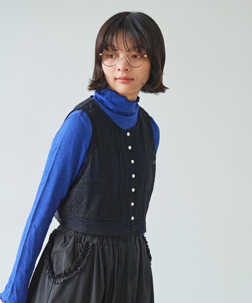 bulle de savon（ビュルデサボン）の「lace patchwork ベスト（ベスト・レディース・ブラック/ホワイト・FREE）」の10枚目の写真
