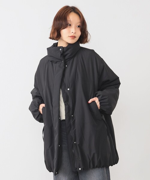 Ray BEAMS(レイビームス)の「中綿 スタンドカラー ボリューム ブルゾン(ブルゾン・レディース・オフホワイト/ブラック・0/1)」の11枚目の写真