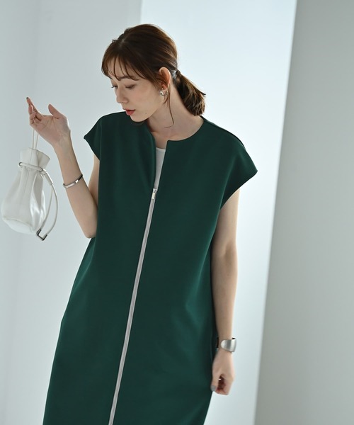 STYLE DELI(スタイルデリ)の「【Kana Oyama×BLK001】ジップジレワンピース/DELI size(ワンピース・レディース・グリーン/ブラック・01/02)」の1枚目の写真