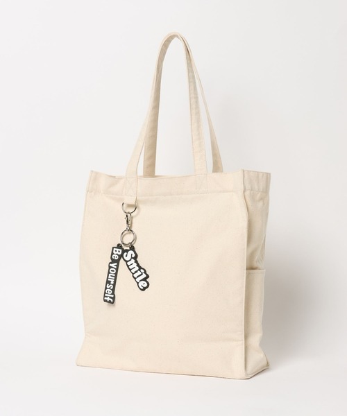 GLOBAL WORK（グローバルワーク）の「推しごとチャーム付きトート/577674（トートバッグ・レディース・レオパード/ブラック/ナチュラル・ONE SIZE）」の5枚目の写真