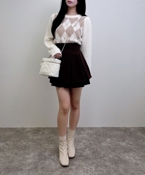 INGNI（イング）の「ビジュー付アーガイル柄フェザーニット（ニット/セーター・レディース・ワイン系2/ホワイト系/グレー×ホワイト・M）」の4枚目の写真