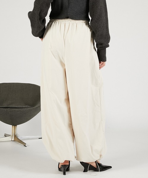 PRANK PROJECT（プランクプロジェクト）の「【Pre-Order】パッファーイージーパンツ / Puffer Easy Pants（その他パンツ・レディース・アイボリー/ブラック・36/38）」の9枚目の写真