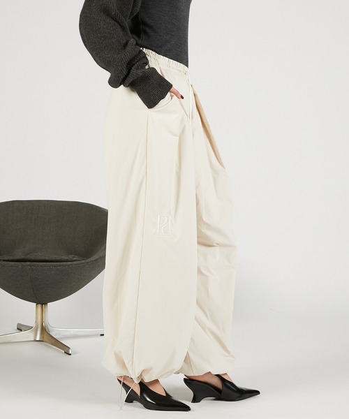 PRANK PROJECT（プランクプロジェクト）の「【Pre-Order】パッファーイージーパンツ / Puffer Easy Pants（その他パンツ・レディース・アイボリー/ブラック・36/38）」の13枚目の写真