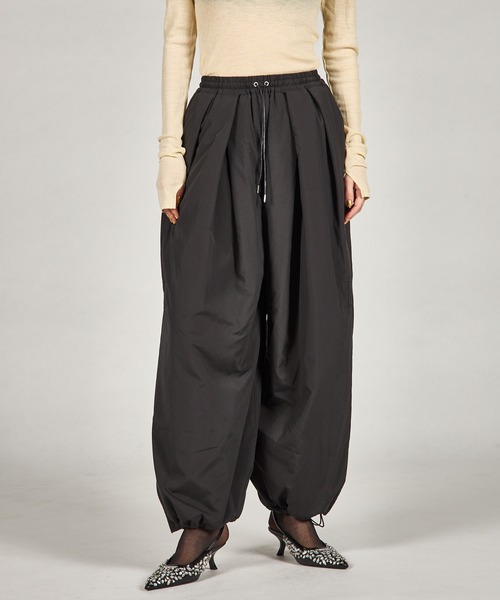 PRANK PROJECT（プランクプロジェクト）の「【Pre-Order】パッファーイージーパンツ / Puffer Easy Pants（その他パンツ・レディース・アイボリー/ブラック・36/38）」の8枚目の写真