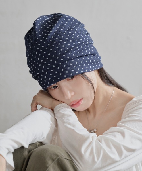 UNE MANSION(ユヌマンション)の「ユニークルーズフィットドットビーニー帽子(キャップ・レディース・グレー/ネイビー・ONESIZE)」の2枚目の写真