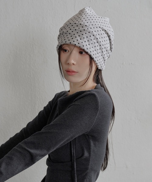 UNE MANSION(ユヌマンション)の「ユニークルーズフィットドットビーニー帽子(キャップ・レディース・グレー/ネイビー・ONESIZE)」の4枚目の写真