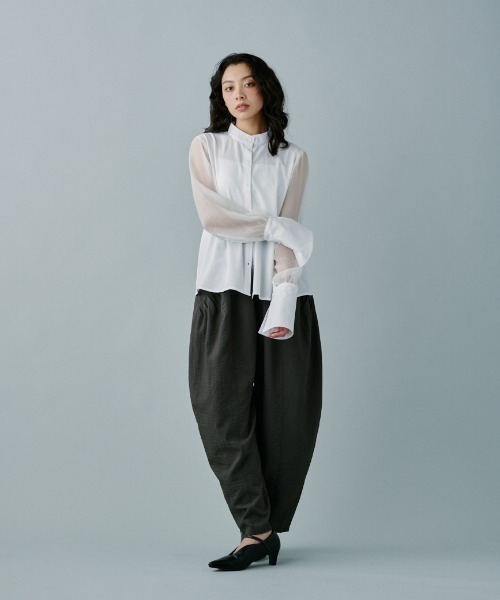 terrace(テラス)の「ロングカフスオーガンジースリーブブラウス(シャツ/ブラウス・レディース・オフホワイト/チャコールグレー/ブラック/ライム・MEDIUM)」の14枚目の写真
