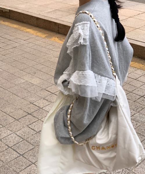 FAVORITO(ファヴォリート)の「レース切り替えトレーナー(スウェット・レディース・ピンク/グレー・F)」の17枚目の写真