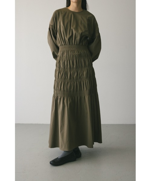 STYLEMIXER(スタイルミキサー)の「シャーリングフォルムワンピース(ワンピース・レディース・ブラック/カーキ・SMALL/MEDIUM)」の1枚目の写真