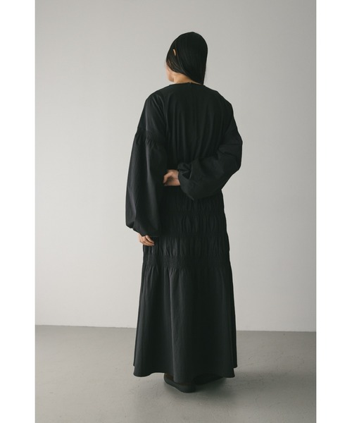 STYLEMIXER(スタイルミキサー)の「シャーリングフォルムワンピース(ワンピース・レディース・ブラック/カーキ・SMALL/MEDIUM)」の8枚目の写真