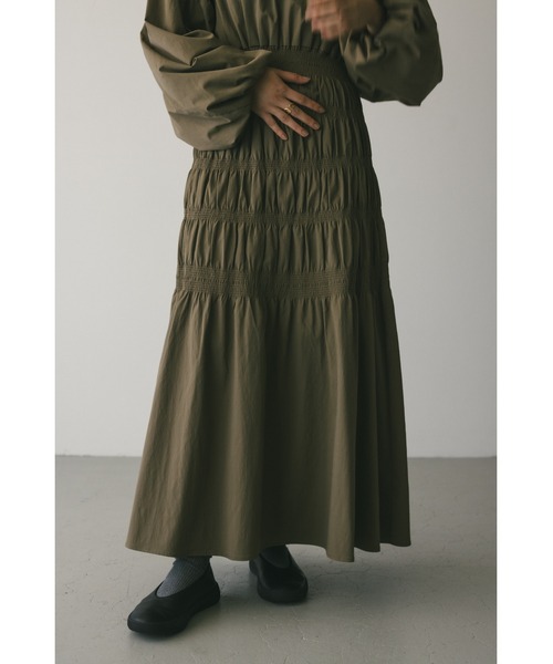 STYLEMIXER(スタイルミキサー)の「シャーリングフォルムワンピース(ワンピース・レディース・ブラック/カーキ・SMALL/MEDIUM)」の19枚目の写真