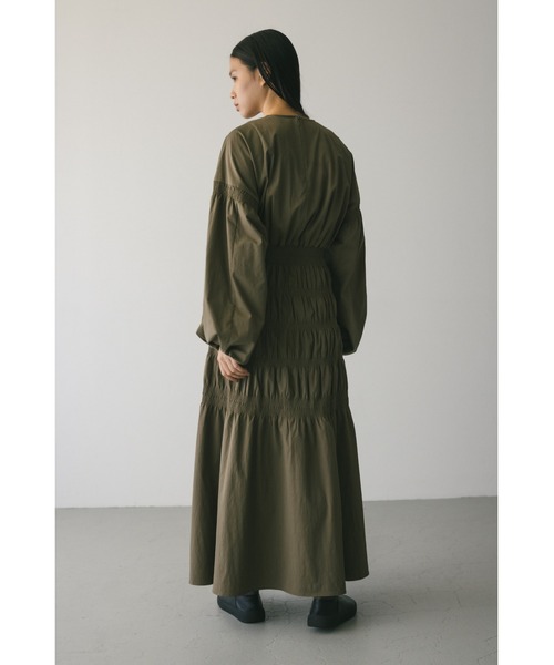 STYLEMIXER(スタイルミキサー)の「シャーリングフォルムワンピース(ワンピース・レディース・ブラック/カーキ・SMALL/MEDIUM)」の21枚目の写真