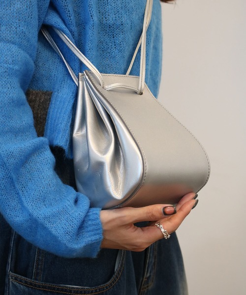 Scrap Book(スクラップブック)の「【COURTNEY ORLA】ORB mobile(ショルダーバッグ・レディース・シルバー/ブラック・FREE)」の8枚目の写真