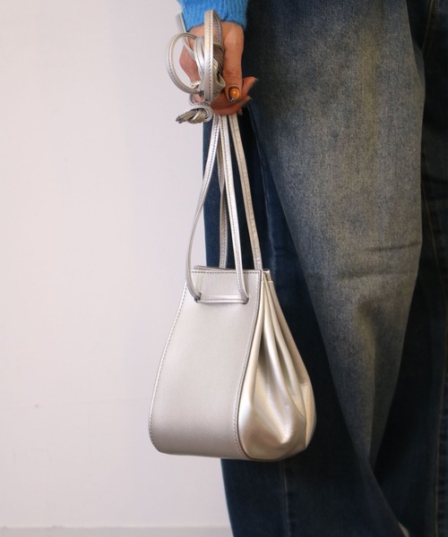 Scrap Book(スクラップブック)の「【COURTNEY ORLA】ORB mobile(ショルダーバッグ・レディース・シルバー/ブラック・FREE)」の16枚目の写真