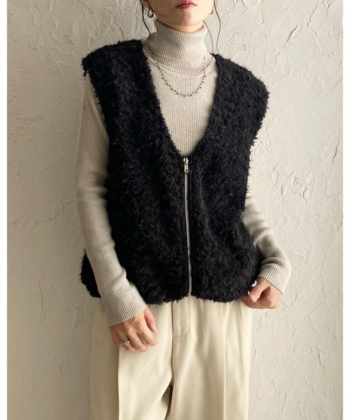 セール】深Vネックフェザーヤーンダブルジップシャギーニットベスト