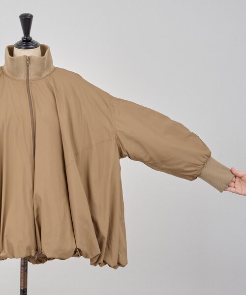 BEARDSLEY（ビアズリー）の「中綿バルーンブルゾン（その他アウター・レディース・ブラック/キャメル・FREE）」の7枚目の写真