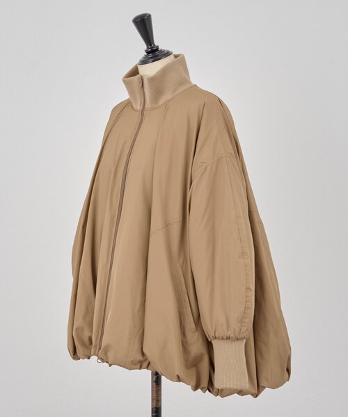 BEARDSLEY（ビアズリー）の「中綿バルーンブルゾン（その他アウター・レディース・ブラック/キャメル・FREE）」の8枚目の写真