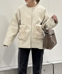 ノーカラー ファー ショートコート 秋冬」に該当するジャケット