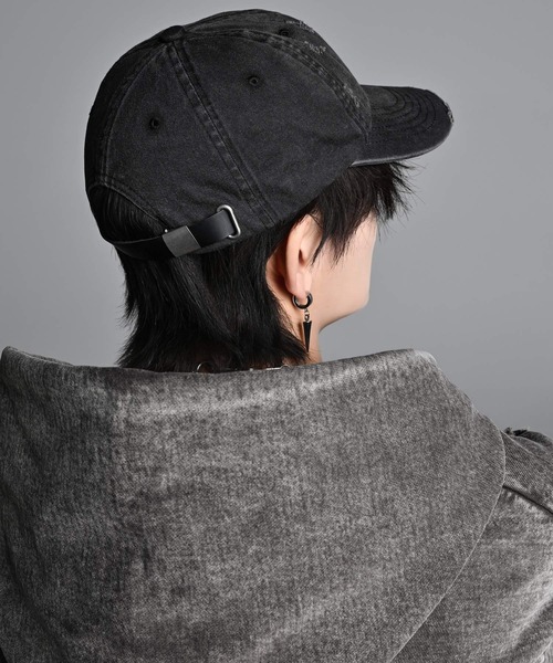 ADRER（アドラー）の「THE CAP -deep & wide frame- / ザ・キャップ -ディープ＆ワイドフレーム（キャップ・メンズ・ブラック/ブラック系1・FREE）」の4枚目の写真