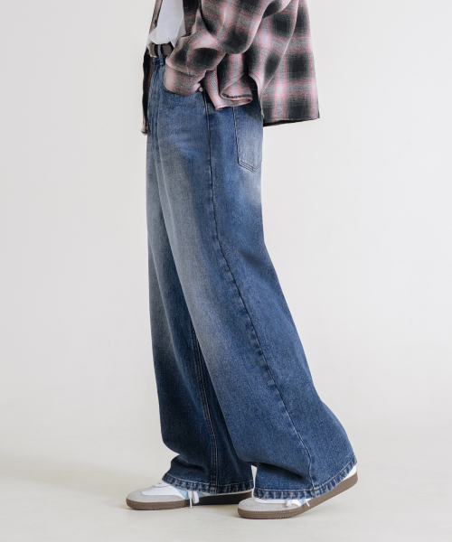 LEMAIN SECOND（リメインセカンド）の「[2PACK] VINTAGE CAT WASHING WIDE DENIM PANTS - YELLOW WASHING/DARK BLUE（デニムパンツ・メンズ・その他・MEDIUM/LARGE/X-LARGE/X-SMALL/SMALL）」の2枚目の写真