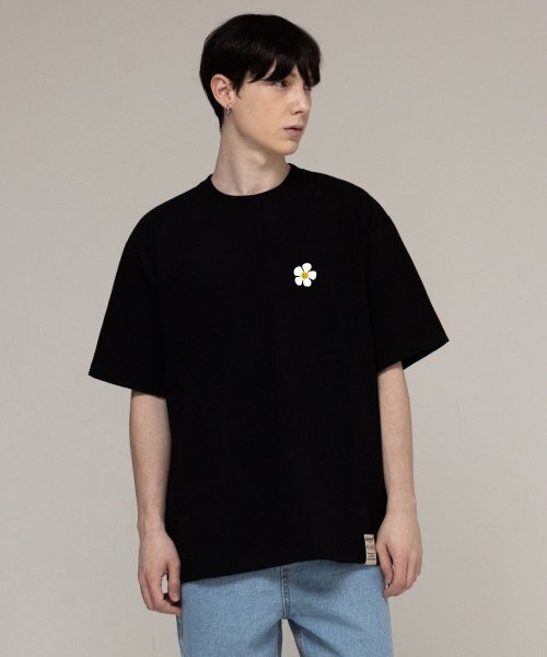 GRAVER（グレーバー）の「[UNISEX]図面フラワーバックロゴバンファルティ_ブラック（Tシャツ/カットソー・レディース・その他・X-LARGE/SMALL/MEDIUM/LARGE）」の3枚目の写真