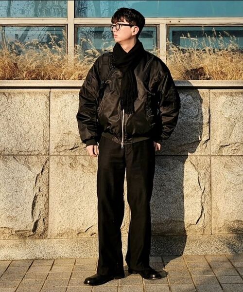 MUSINSA STANDARD（ムシンサスタンダード）の「バックサテンワイドオフィサーパンツ[ブラック]（その他パンツ・メンズ・その他・31/32/33/34/36/38/40/42/26/27/28/29/30）」の8枚目の写真