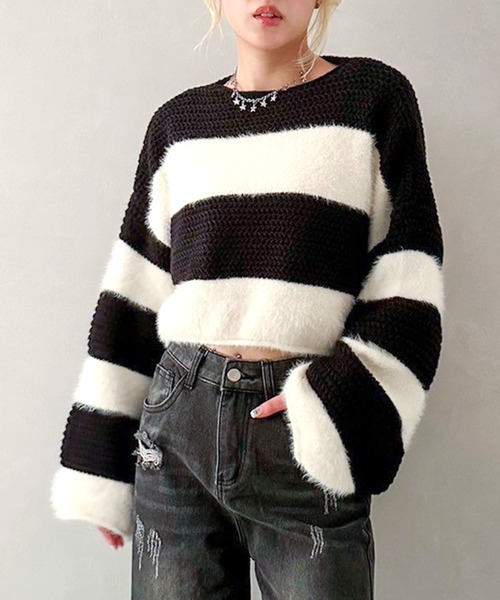 SpRay(スプレイ)の「シャギーボーダークロップドニット(ニット/セーター・レディース・カーキ/ブラウン/ホワイト×ブラック/ブラック×グレー/ホワイト×ネイビー・FREE)」の9枚目の写真