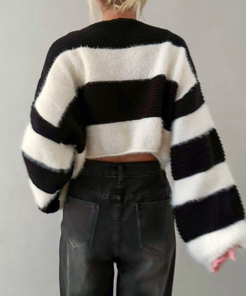 SpRay(スプレイ)の「シャギーボーダークロップドニット(ニット/セーター・レディース・カーキ/ブラウン/ホワイト×ブラック/ブラック×グレー/ホワイト×ネイビー・FREE)」の15枚目の写真