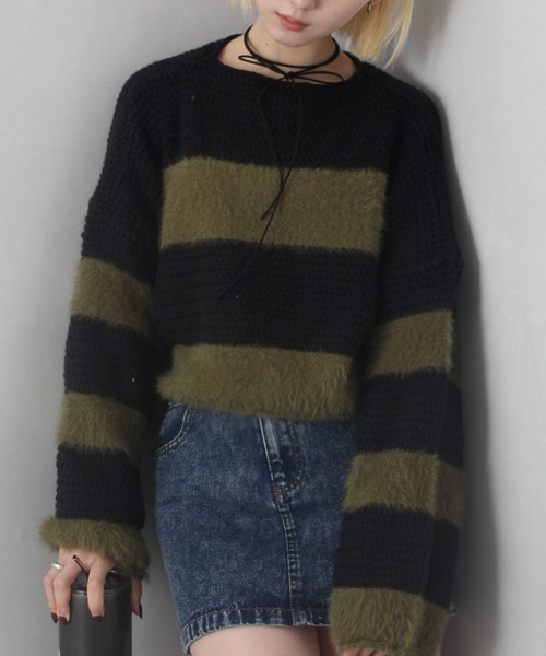 SpRay(スプレイ)の「シャギーボーダークロップドニット(ニット/セーター・レディース・カーキ/ブラウン/ホワイト×ブラック/ブラック×グレー/ホワイト×ネイビー・FREE)」の22枚目の写真