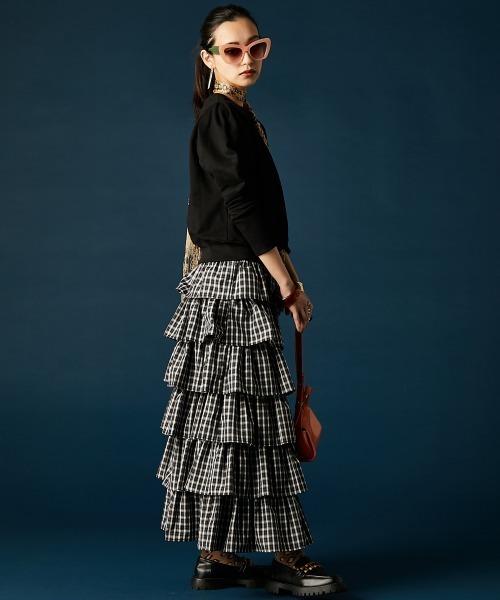 GEVS.（ジェイヴィス）の「パフスリーブクルーネックスウェット＜大きいサイズ有＞GEVS.（スウェット・レディース・杢グレー/ブラック・L/M/5L/4L/3L/LL）」の11枚目の写真