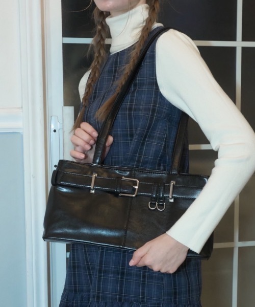 Birthday room（バースデイルーム）の「ベルトロングハンドルBAG / belt long handle bag（ショルダーバッグ・レディース・ブラック/ブラウン・FREE）」の8枚目の写真