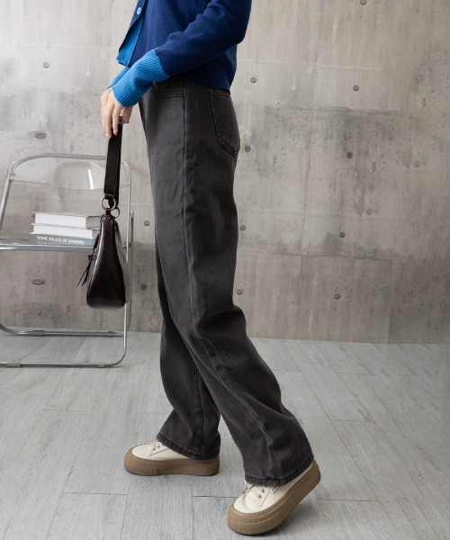 Miniministore(ミニミニストア)の「裏起毛デニムパンツウエスト調節ボタン付き(デニムパンツ・レディース・サックスブルー/インディゴブルー/チャコールグレー・L/XL/M)」の8枚目の写真