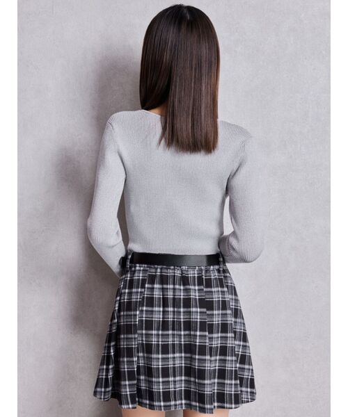 GYDA（ジェイダ）の「GGプレートlong sleeveニットトップス（ニット/セーター・レディース・ブラック/オフホワイト/その他1/シルバー・FREE）」の18枚目の写真