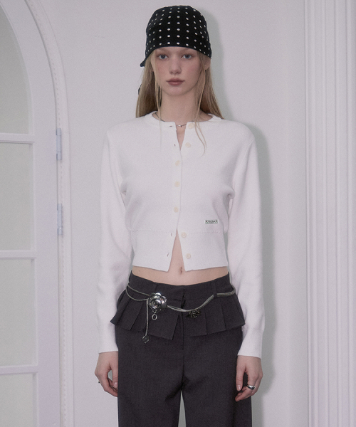 ROSEFRANTZ（ロゼフランツ）の「Soft Nut Button Cardigan [5color]（カーディガン/ボレロ・レディース・ライトグレー/スカイブルー/レッド/アイボリー/ミント・OS）」の7枚目の写真