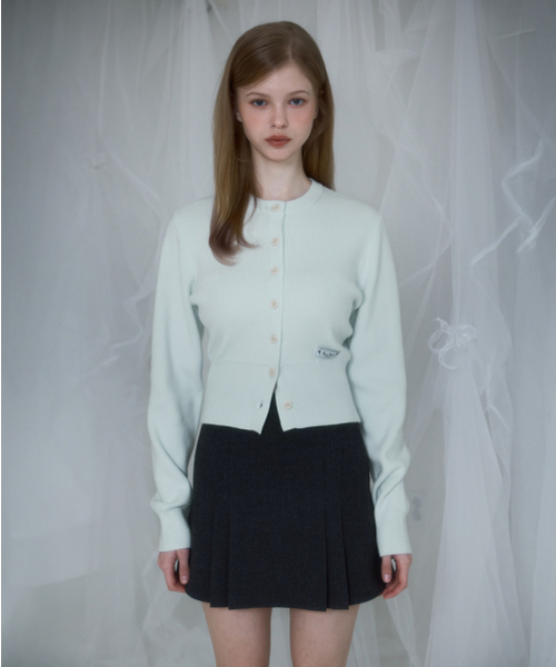 ROSEFRANTZ（ロゼフランツ）の「Soft Nut Button Cardigan [5color]（カーディガン/ボレロ・レディース・ライトグレー/スカイブルー/レッド/アイボリー/ミント・OS）」の9枚目の写真