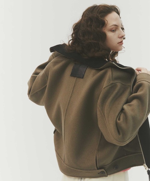CASHMERE CASHMERE(カシミヤカシミヤ)の「【CASHMERE CASHMERE/カシミヤカシミヤ】CASHMERE REVERSIBLE STAND ZIP BLOUSON/カシミヤリバーシブルスタンドジップブルゾン(ブルゾン・レディース・ブラック/モカ・40)」の12枚目の写真