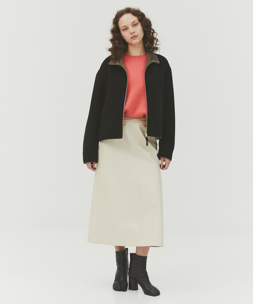 CASHMERE CASHMERE(カシミヤカシミヤ)の「【CASHMERE CASHMERE/カシミヤカシミヤ】CASHMERE REVERSIBLE STAND ZIP BLOUSON/カシミヤリバーシブルスタンドジップブルゾン(ブルゾン・レディース・ブラック/モカ・40)」の3枚目の写真