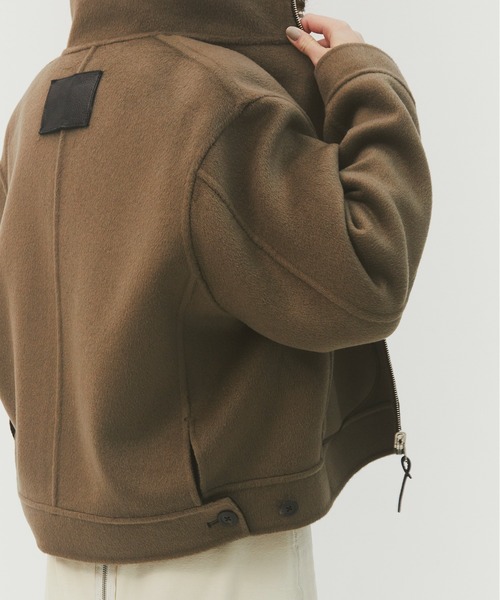 CASHMERE CASHMERE(カシミヤカシミヤ)の「【CASHMERE CASHMERE/カシミヤカシミヤ】CASHMERE REVERSIBLE STAND ZIP BLOUSON/カシミヤリバーシブルスタンドジップブルゾン(ブルゾン・レディース・ブラック/モカ・40)」の13枚目の写真